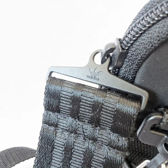 Adidas 3 Stripes Camera Crossbody Bag - Picture 12 of 12